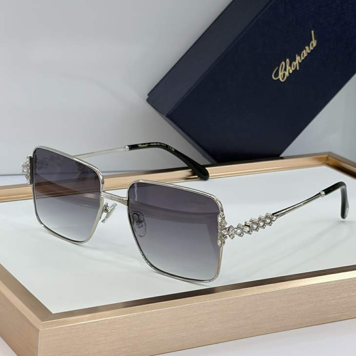 Picture of Chopard Sunglasses _SKUfw80050475fw